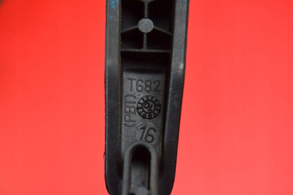 Рычаг дворники задний  citroen nemo 07-17 с Разборки