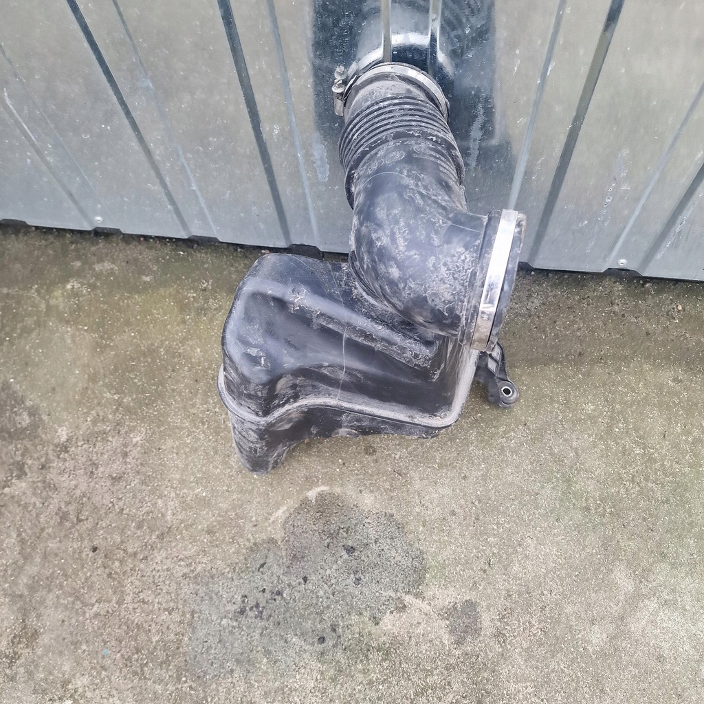 фото №1, Резонатор повітря bmw e61 7571463