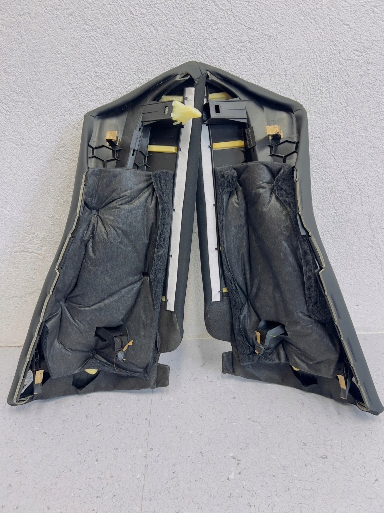 Комплект обивка сидений заднее сиденье туннель tesla model 3 рестайлинг  2023 highland с Разборки