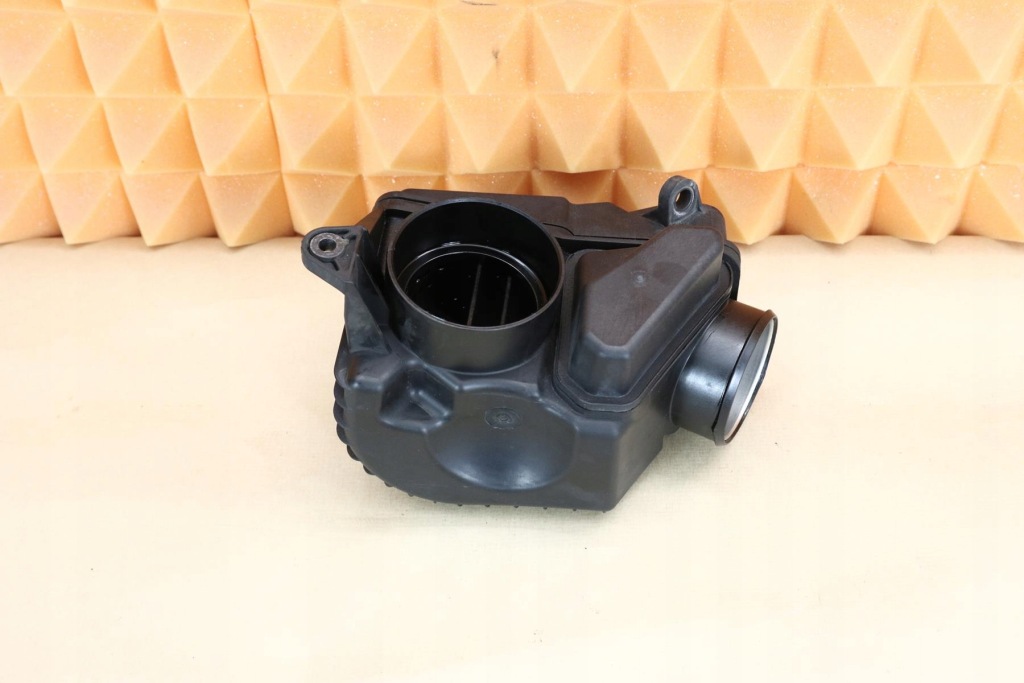 фото №1, Mercedes slk r171 резонатор гасник повітрозабірник повітря a2710900804