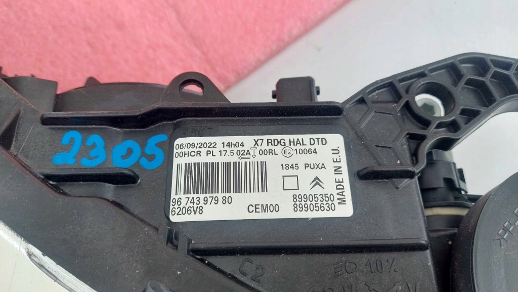 Citroen c5 3 x7 фара правый  перед передняя обычная + led новая оригинальный номер 2305 в Украине