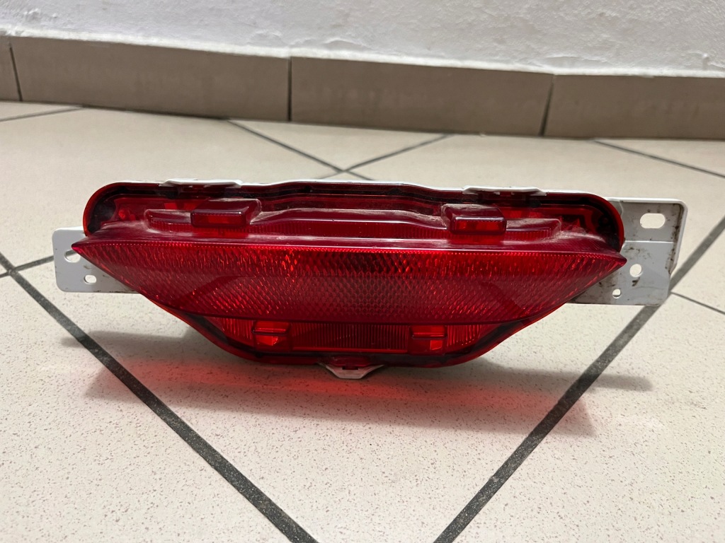 фото №1, Toyota chr c-hr 16- лампа задняя задняя противотуманная
