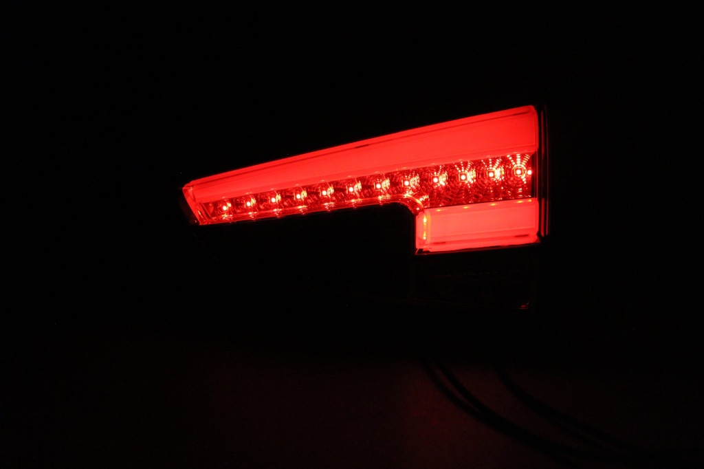 фото №3, Kia ceed 2 ii kombi - лампа задняя правая led 2012+