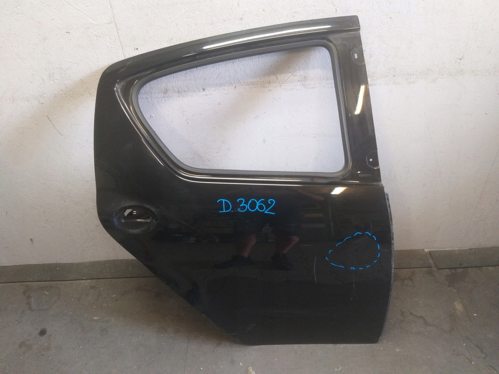 фото №1, Дверь задняя правое toyota aygo i 1