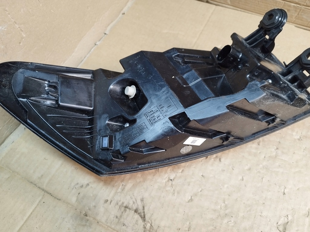 фото №9, Vw id4 id.4 лампа led правий задня iq.light 21r.