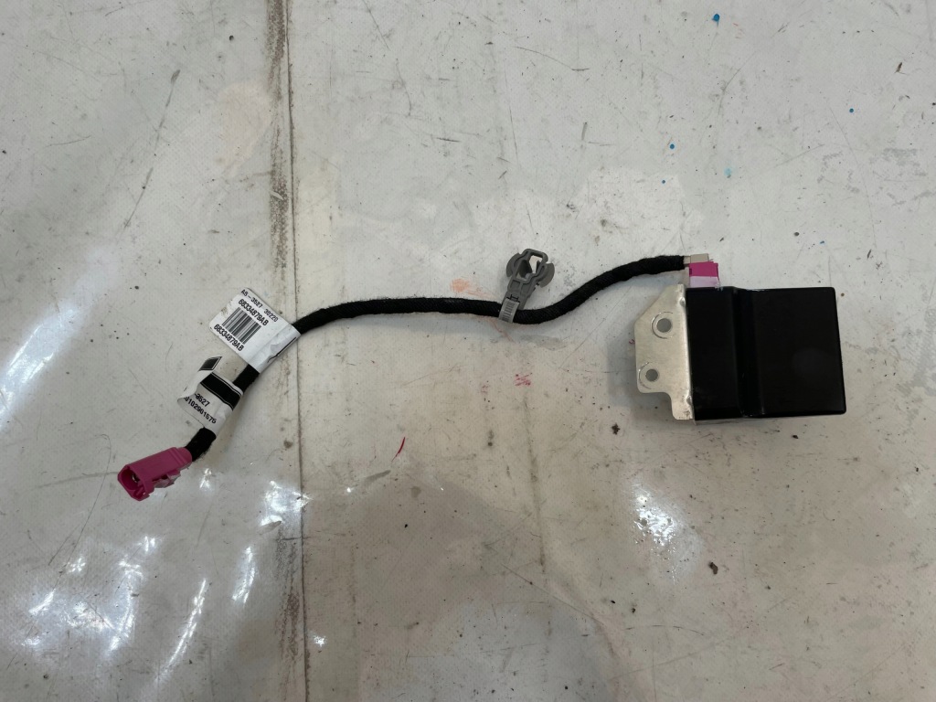 фото №1, Dodge ram 09-18 антенна 68293977aa usa