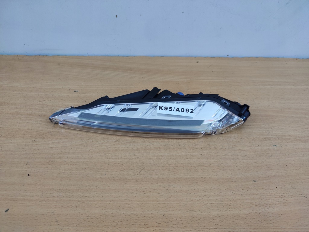 фото №1, Porsche macan лівий поворотник поворотник led drl