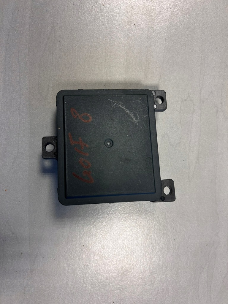 Audi vw skoda ассистент переключения панелі  движения радар distronic 5wa907819 Цена