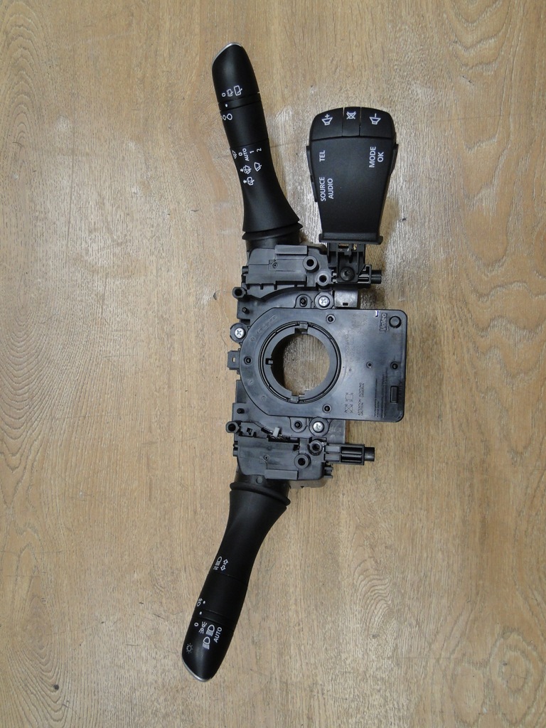 фото №1, Renault megane iv важіль перемикач