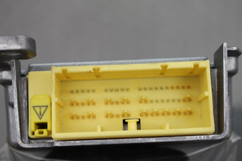 фото №5, Модуль блок керування подушок подушка безпеки toyota verso 09-18