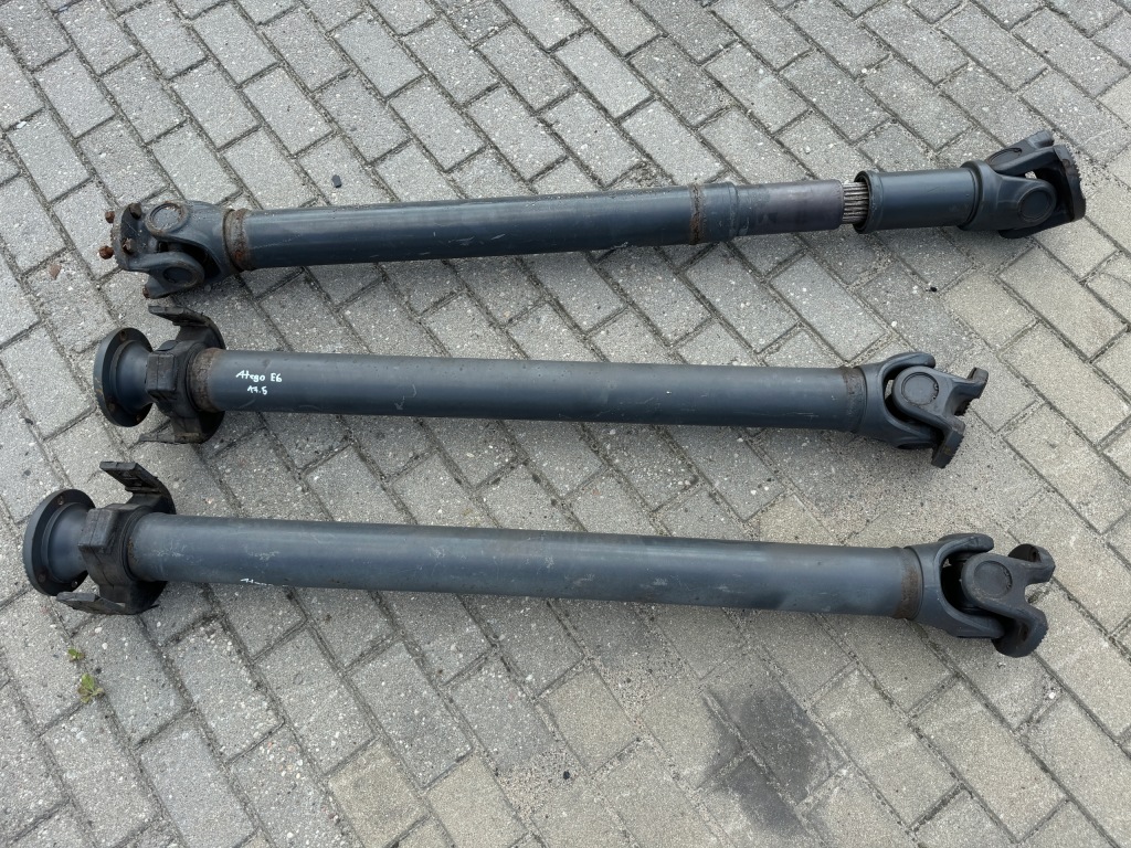 Купити Wał привідний привідний 3 częsciowy mercedes atego iii 17.5