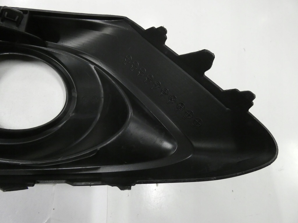 фото №9, Mazda оригинальный номер bhr150c11 решётка вентиляционная, бампер