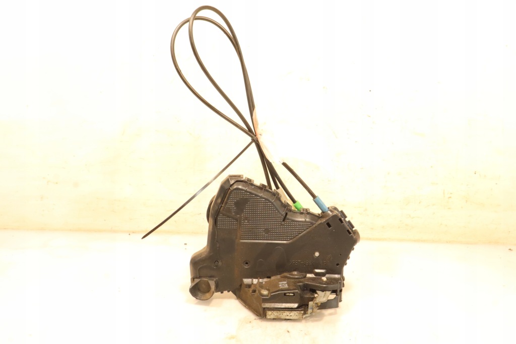 фото №1, Замок правий перед двері toyota verso