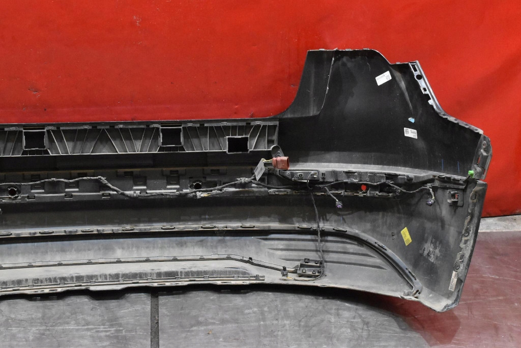 Бампер задній задній lx7l pdc 4ke807511 audi e-tron 55 18-21 Зі Шроту