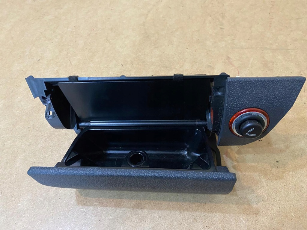 Купити Vw touran 1 попільничка вкладиш 1t1857961