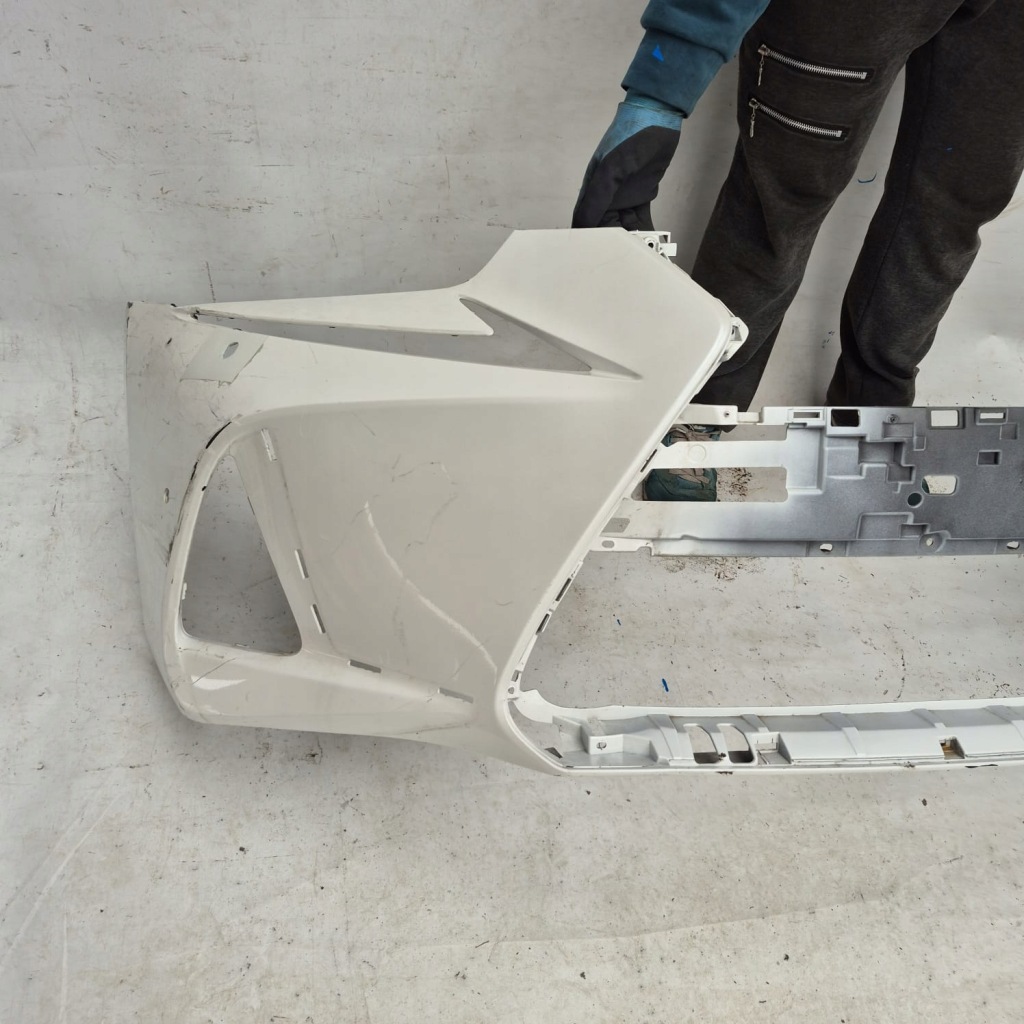 Lexus is iii рестайлинг  f-sport 17- бампер перед передний spr pdc Доставка