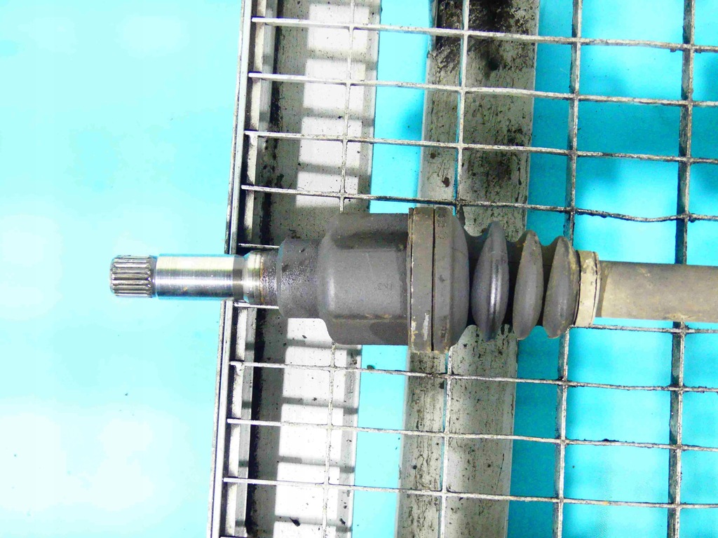 фото №3, Привідний вал перед права citroen c2 1.4 hdi