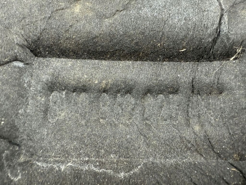 фото №13, Audi a3 s3 8v 2016 изоляция тепловая / шумоизоляция крышки / капот двигателя