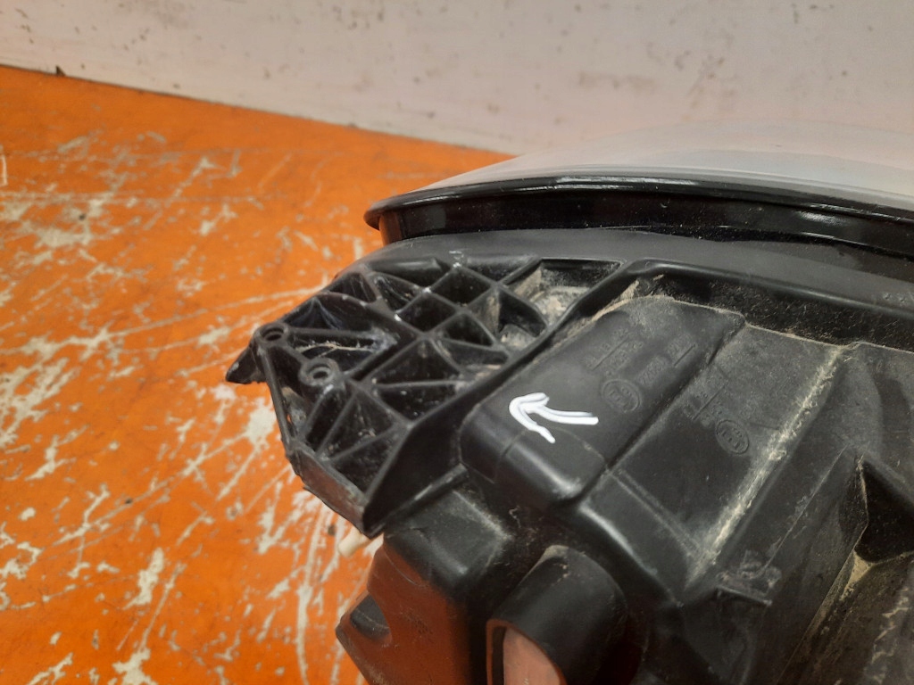 фото №8, Ford puma mk2 19- лампа фара левый перед передняя левая 90202257