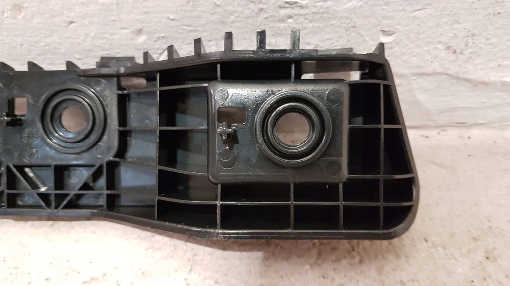 фото №10, Направляющая бампера правый задняя задний tesla model 3