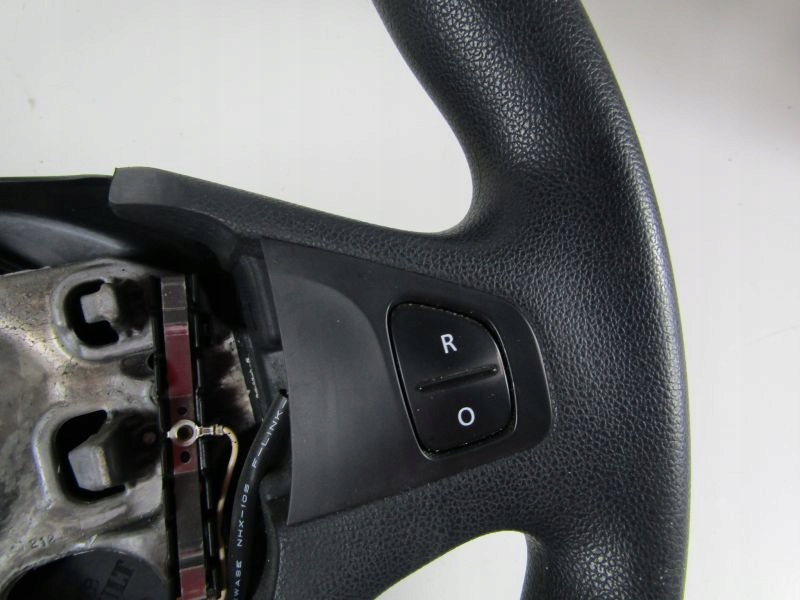 фото №10, Clio iv воздуховод 484003445r