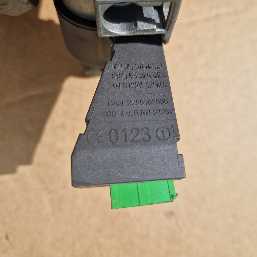 фото №7, Volvo s80 2.9 biturbo замок запалювання ключ ключ valeo 8645228 1275408 2002 rok