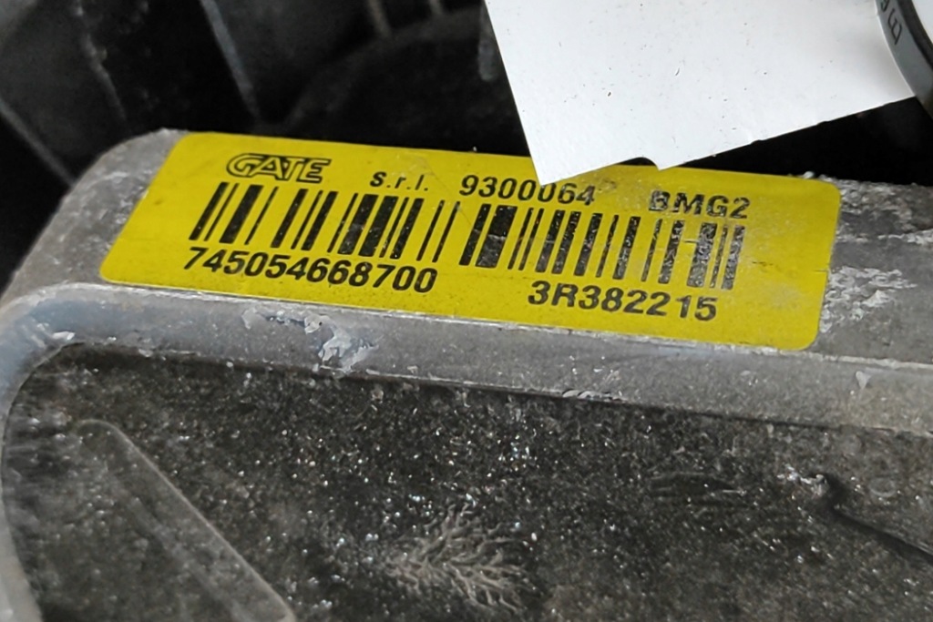 фото №7, Bmw 3 f30 диффузор вентилятор 8641947 3.0 дизель 230kw 2015