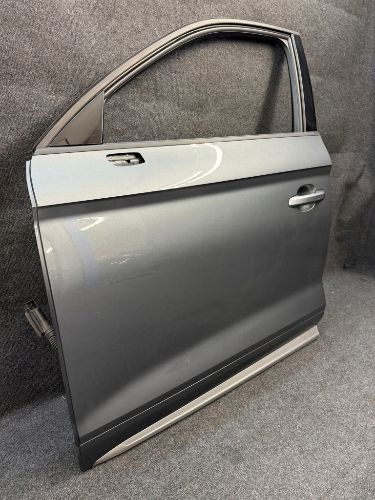 Купити Двері ліва передні перед audi q5 80a lx7r idealnie!!