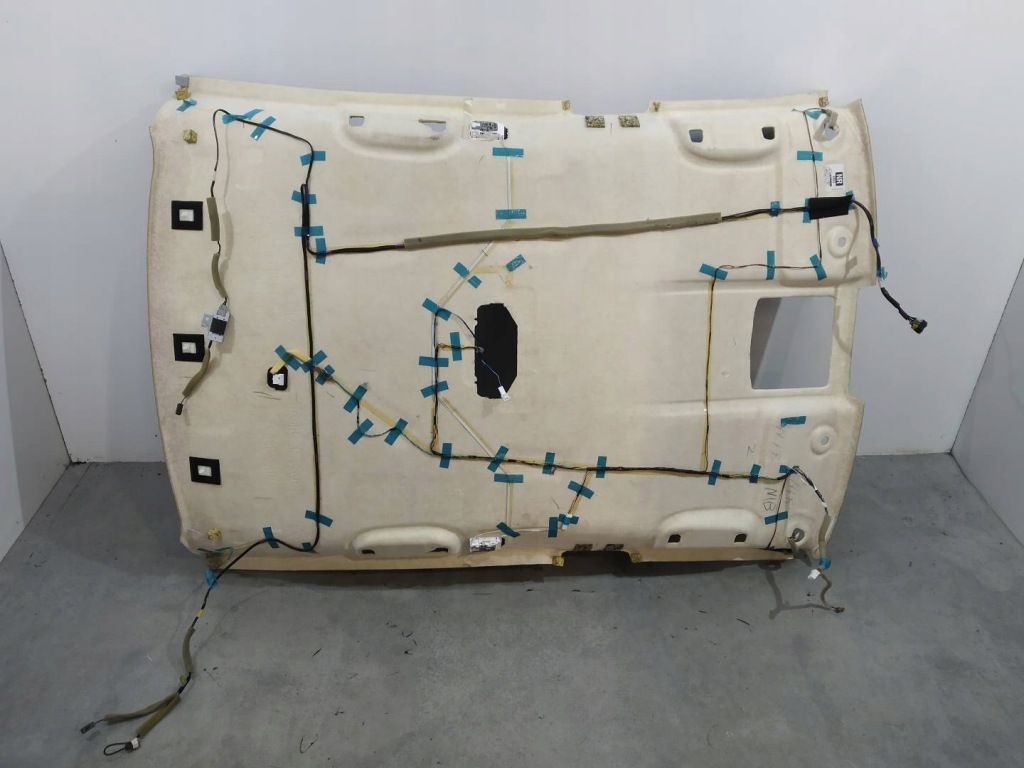 Стеля чорна підкрилок infiniti q50 1 2013- Зі Шроту