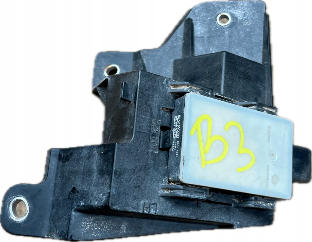 фото №1, B3 kia carnival iv 2020 - радар мертвого pola левый кронштейн 99140-r0010