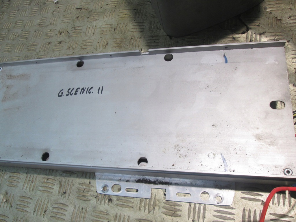 фото №6, Подлокотник +направляющая renault grand scenic ii 2 8200506373 europa 03-