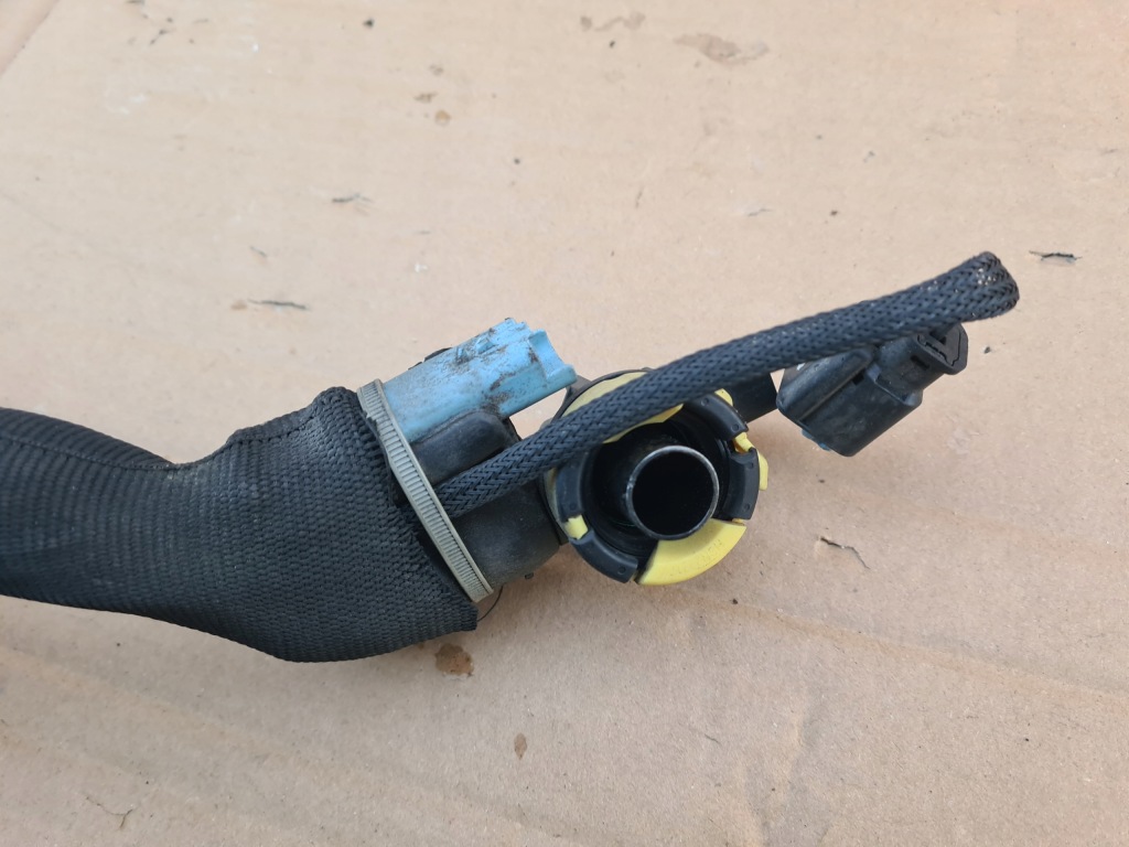 фото №4, Шланг вентиляция картера odpwietrznik peugeot 3008 i 9671338980 труба