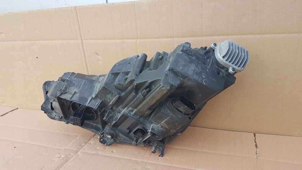 фото №16, Лампа перед правая audi a4 b9 full led 8w0941034