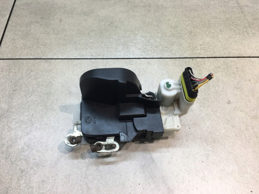 фото №1, Замок дверь правый alfa romeo 147 6 pin 3d