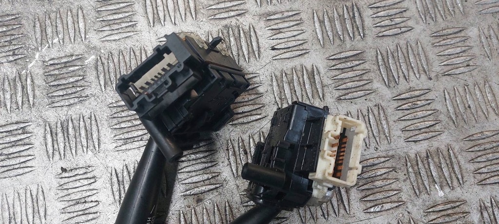 фото №3, Рычаг переключатель комбинированный avensis verso