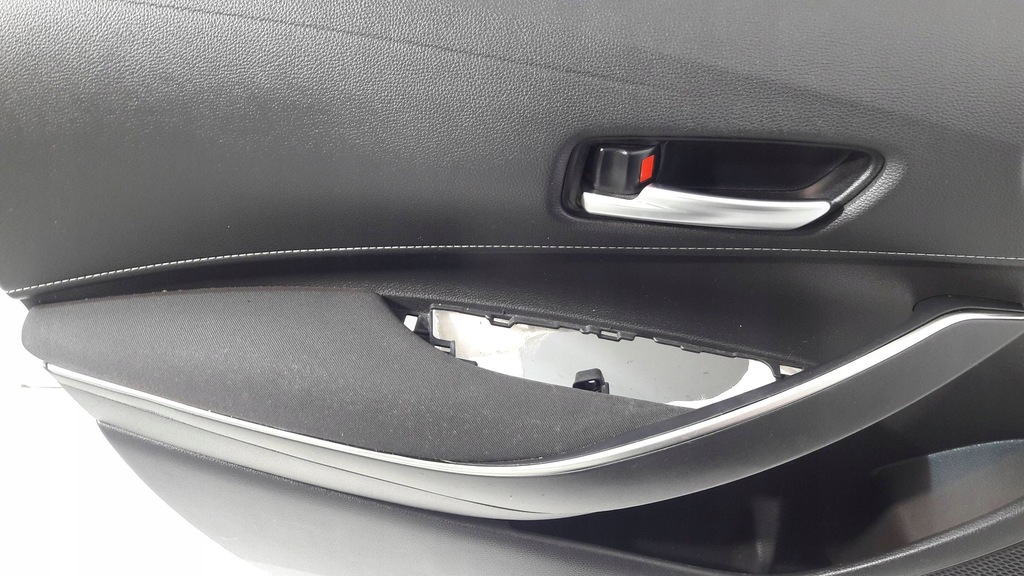 фото №8, Toyota corolla e21 обшивка дверь левый передний 67612-02860 et66