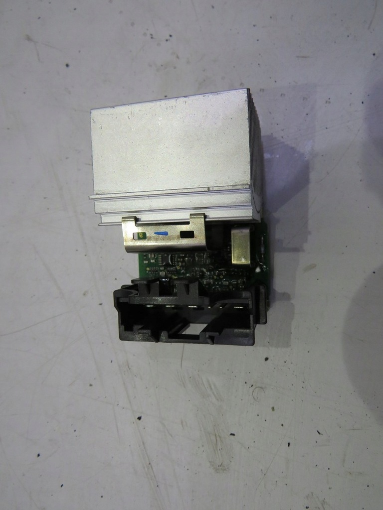 фото №1, Резистор резистор отопителя peugeot 108 c1 ii