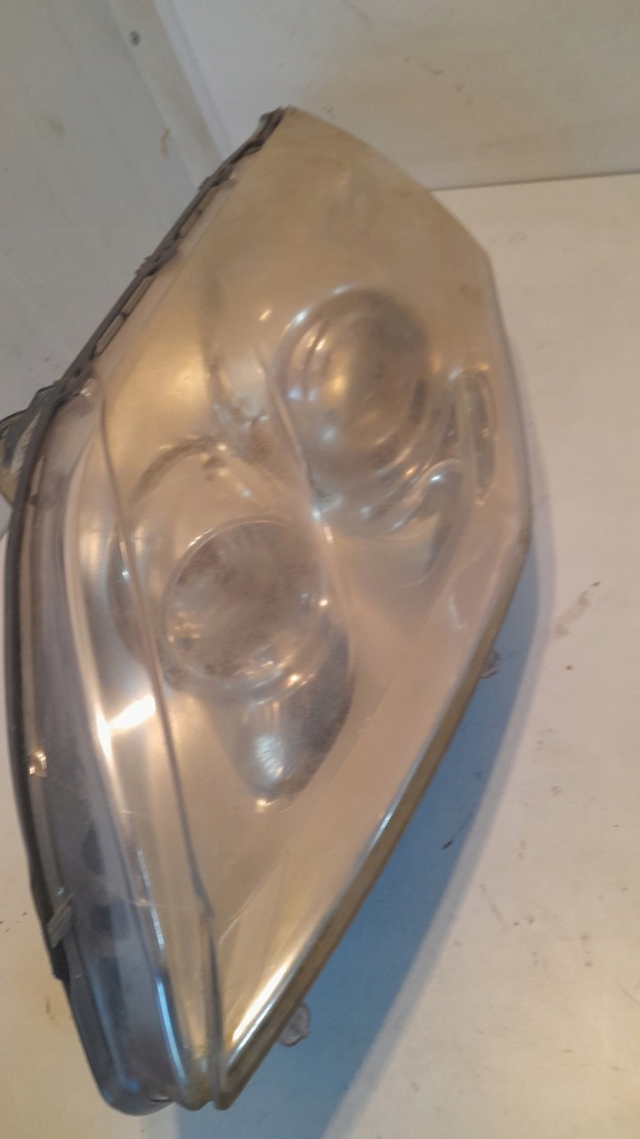 фото №8, Лампа правая левая перед renault laguna iii