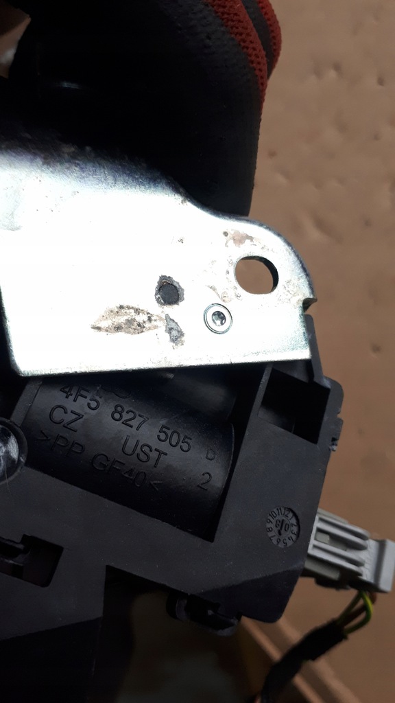 фото №8, Audi a4 b8 s4 замок кришки задня sedan