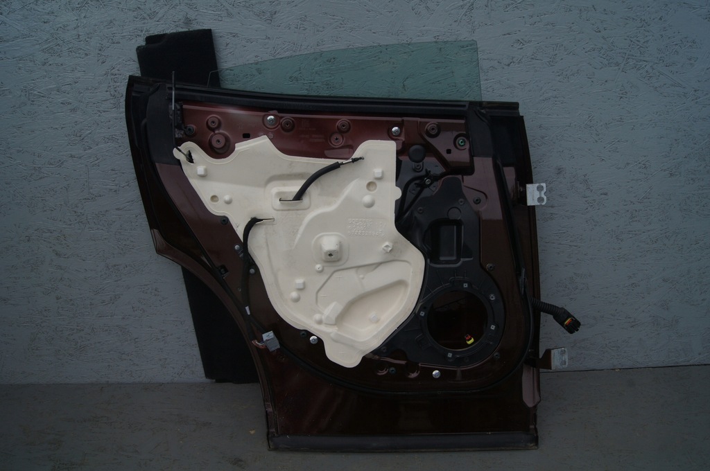 фото №11, Maserati levante двері задня задні ліва