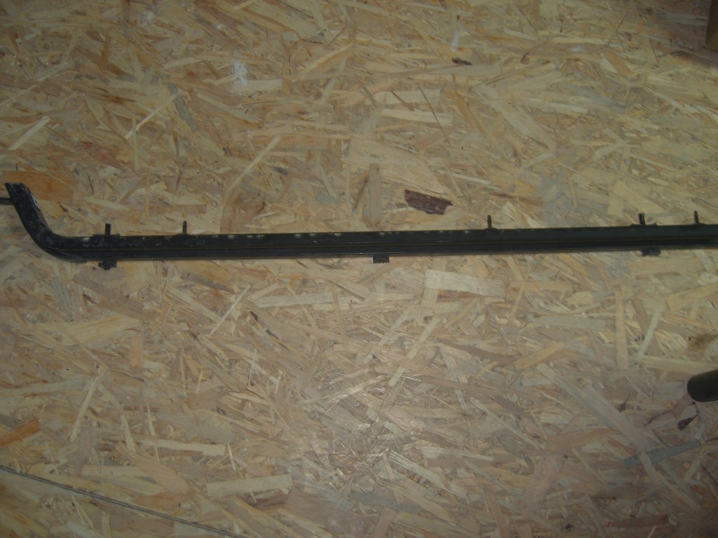 фото №1, Напрямна напрямна двері правих 93867635 renault trafic, vivaro b