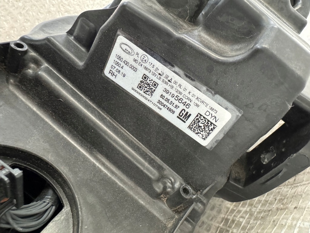 Opel insignia 2 b 17- правый  фара full led Оригинал