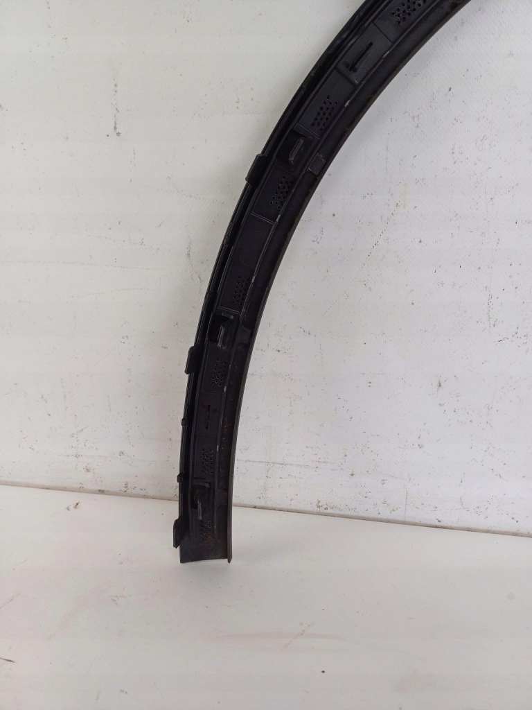 Молдинг на крила правий перед передня права polestar ii 2 Ціна