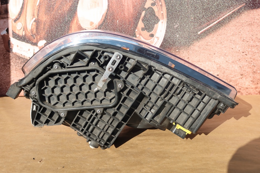 фото №6, Scania r s h7 права лампа