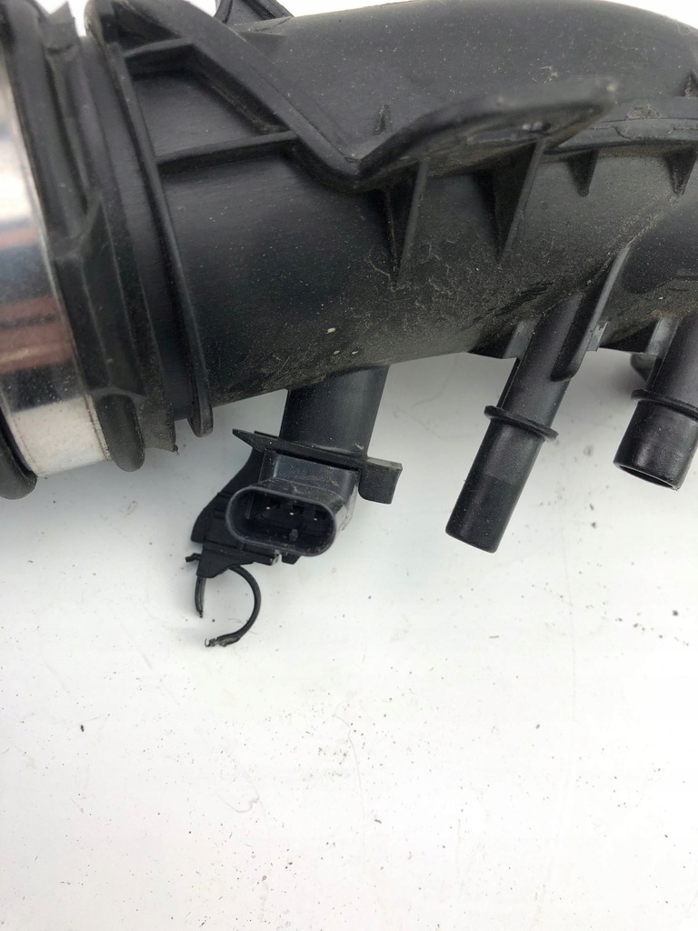 фото №7, Renault scenic iv 1.3 труба wąż воздуха 165767385