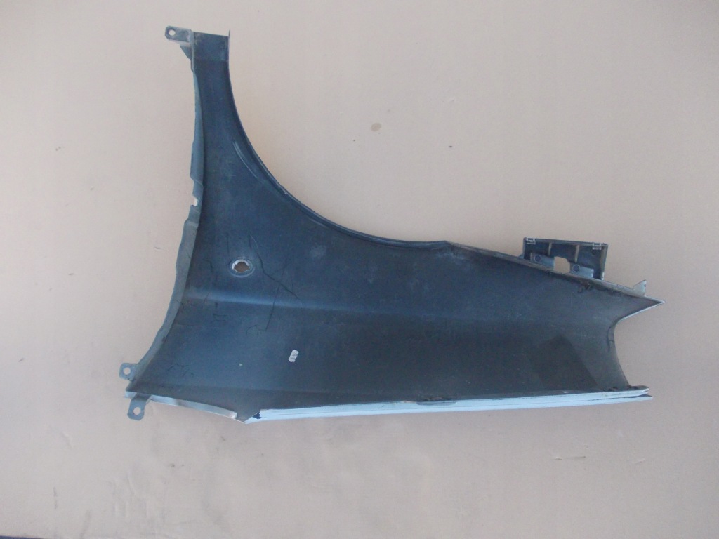 Крыло  правый  перед lancia ypsilon y 03 -11 Оригинал