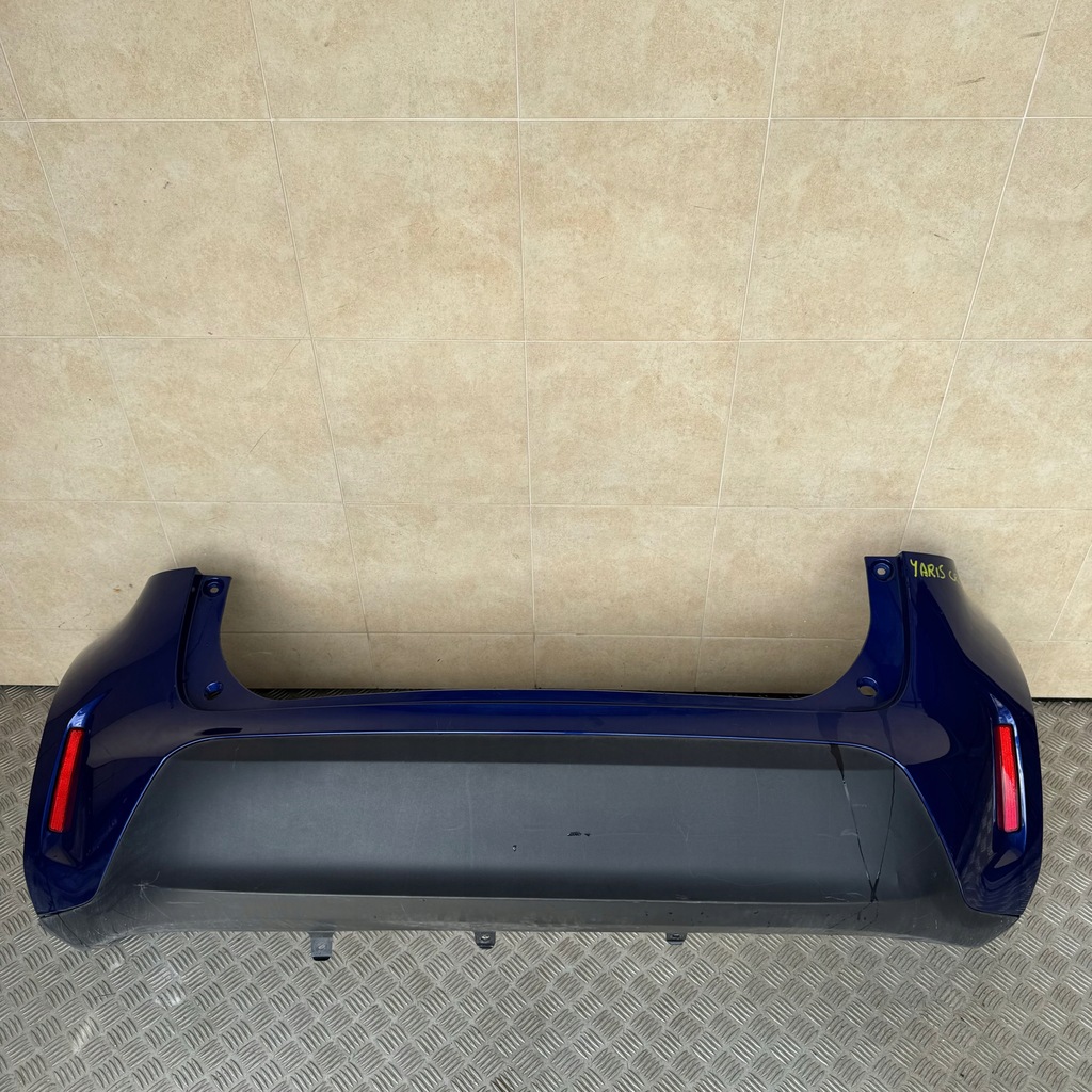фото №1, Бампер задний kompletny toyota yaris cross 2023 rok hybrid