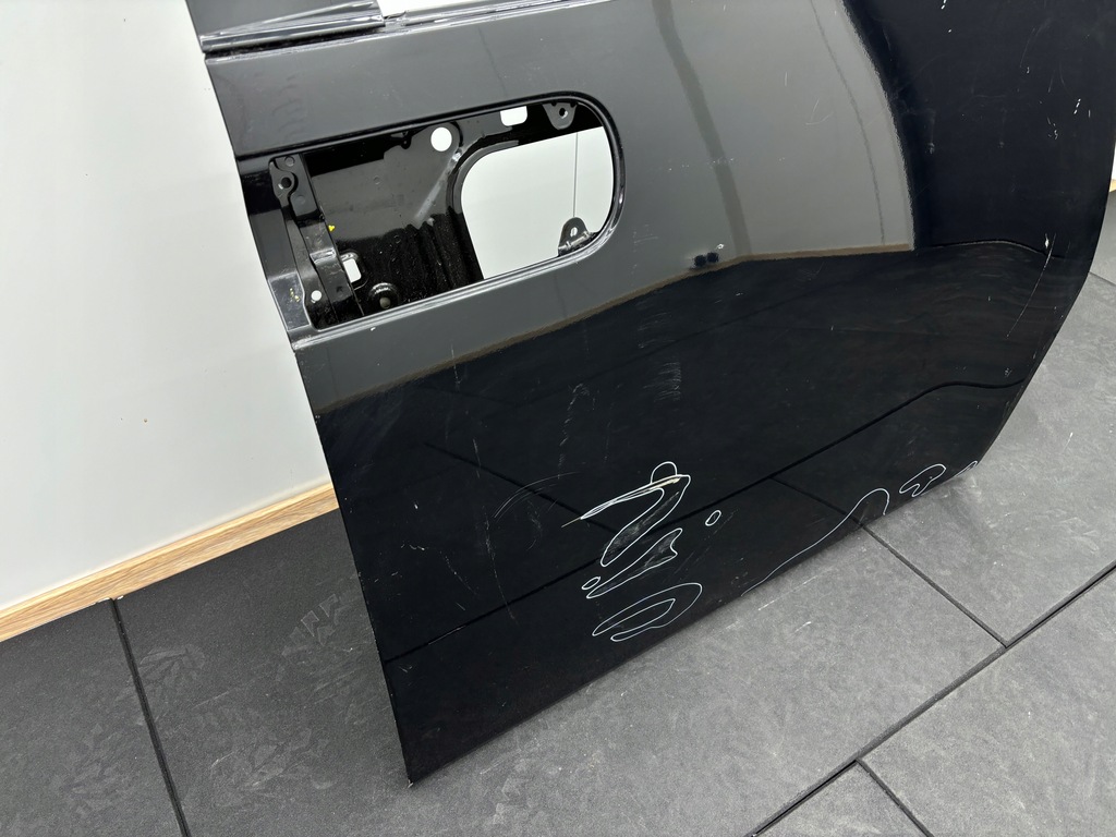 фото №4, Hyundai staria 2021r- двері передні праве перед