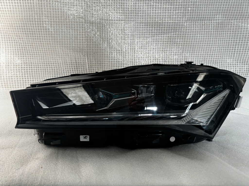 фото №1, Skoda superb 4 iv ліва лампа full led
