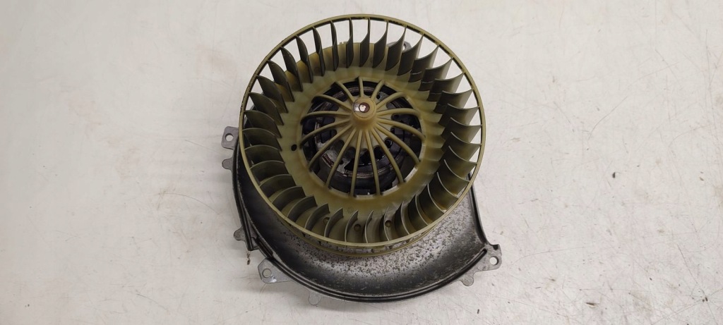 Повітродувка вентилятор обдув резистор mercedes w140 3,2 Ціна